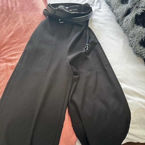 Zara jumpsuit - Picture 3 of 3